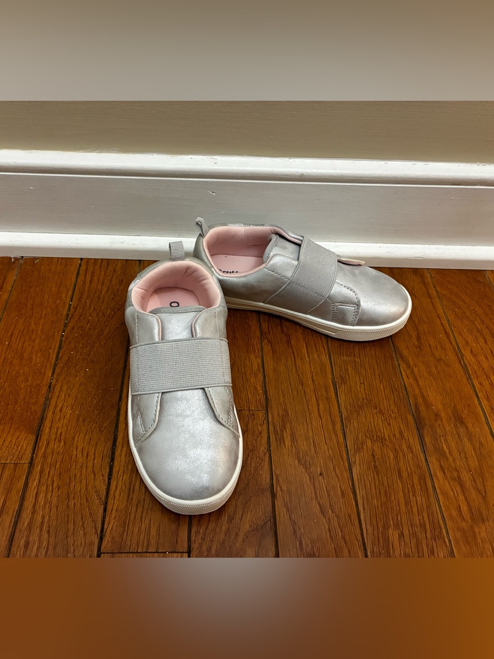 Girls OshKosh Silver Slip-On Sneakers Size 12 NWT Without Box